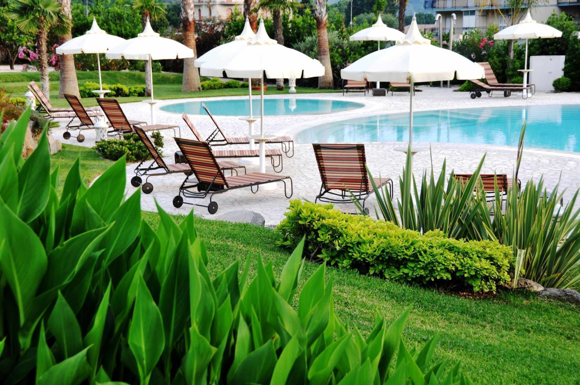 Hotel Alcantara Di Charme Adults Only
